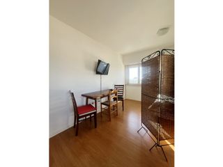 Foto 4 de ALQUILER POR TEMPORADA - UN AMBIENTE CON VISTA AL MAR Y WIFI