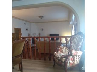 Foto 2 de CASA EN VENTA BARRIO CENTRO