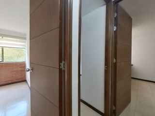 Foto 12 de Apartamento en Arriendo Ubicado en Medellín Codigo 5887