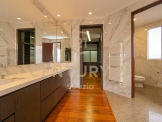 Foto 13 de Espectacular apartamento con vista a la ciudad para arriendo en El Retiro