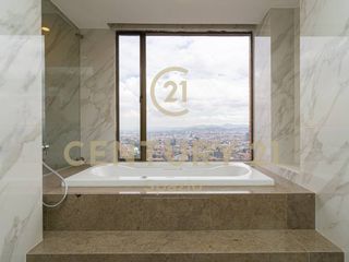 Foto 15 de Espectacular apartamento con vista a la ciudad para arriendo en El Retiro