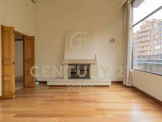 Foto 5 de Amplio e iluminado PH con terrazas para arriendo en Los Rosales