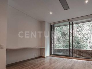 Foto 8 de Apartamento con balcon para Arriendo en Los Rosales