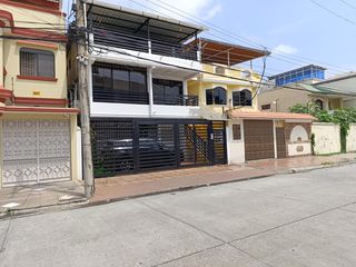 Foto 1 de Casa Rentera en Venta, Ciudadela Garzota, GabR