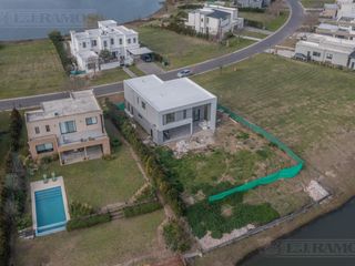 Foto 5 de Casa  en Area 5 de San Matias con vista a la laguna PG