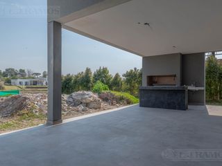 Foto 10 de Casa  en Area 5 de San Matias con vista a la laguna PG