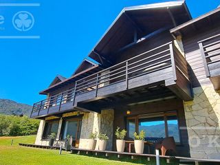Foto 2 de Departamento en venta 4 ambientes,  Arelauquen, Bariloche.