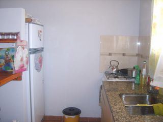 Foto 8 de Casa en venta - 2 dormitorios 1 baño - 60mts2 - Mar Del Tuyu