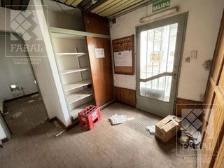 Foto 27 de Terreno venta Cumelén, 2000 m2 (20 x 100) con 766 m2 edificados y salida a 2 calles