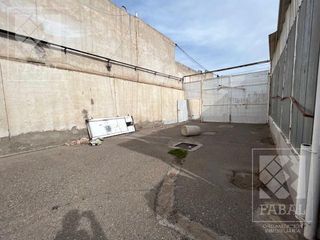 Foto 5 de Terreno venta Cumelén, 2000 m2 (20 x 100) con 766 m2 edificados y salida a 2 calles