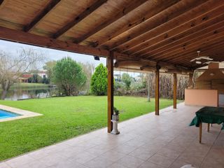 Foto 9 de San Isidro Labrador | Casa con lindísimo terreno a la laguna se vende con amarra incluída