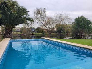 Foto 5 de San Isidro Labrador | Casa con lindísimo terreno a la laguna se vende con amarra incluída