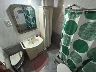Foto 6 de Casa venta o permuta, Los Hornos, 2 dormitorios, 2 baños, garage, parque, quincho c/parrilla