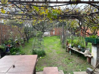 Foto 20 de Casa venta o permuta, Los Hornos, 2 dormitorios, 2 baños, garage, parque, quincho c/parrilla