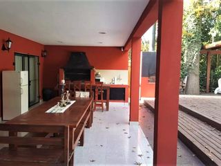 Foto 8 de Venta Gran Casa Con Pileta En Maschwitz