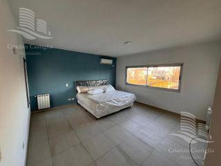Foto 8 de Venta - Casa 4 Ambientes, Jardin, Pileta - Santa Catalina, Villanueva, Tigre