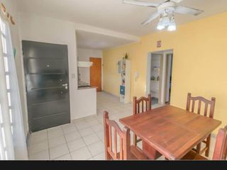 Foto 10 de Casa en venta - 2 dormitorios 1 baño - 200mts2 - Manuel B. Gonnet