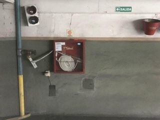 Foto 6 de VENTA COCHERA DOBLE (PARALELAS) FIJA CUBIERTA CON ESCRITURA PROPIA EN BELGRANO EDIFICIO DE COCHERAS