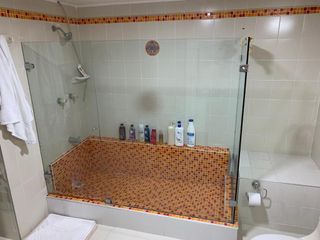 Foto 21 de Hermosa Casa En San Joaquin Frente Al Parque, De Dos Pisos, Super Segura, Amplia