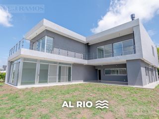 Foto 1 de Casa sobre lote al Río, con 5 dormitorios  en venta  en   San Juan - Villanueva