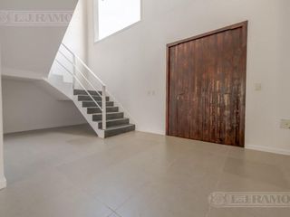 Foto 7 de Casa sobre lote al Río, con 5 dormitorios  en venta  en   San Juan - Villanueva