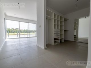 Foto 15 de Casa sobre lote al Río, con 5 dormitorios  en venta  en   San Juan - Villanueva