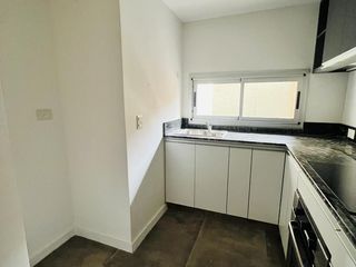 Foto 4 de Departamento en  venta en edificio de CATEGORIA  -  Monte Grande