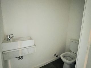 Foto 5 de Departamento en  venta en edificio de CATEGORIA  -  Monte Grande