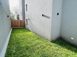 Foto 15 de Departamento en  venta en edificio de CATEGORIA  -  Monte Grande