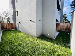 Foto 16 de Departamento en  venta en edificio de CATEGORIA  -  Monte Grande