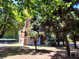 Foto 4 de Venta departamento 4 ambientes con cochera y balcón  en Villa Celina - La Matanza