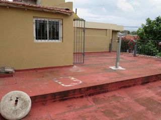 Foto 37 de CASA 3 AMB CON EXCELENTE TERRAZA Y GARAGE
