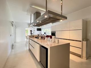 Foto 19 de Moderna  Casa al Lago en Venta en Santa Barbara