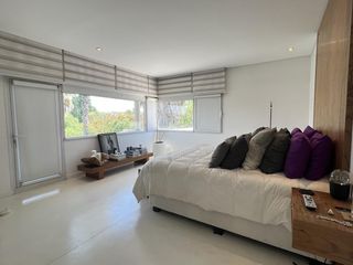 Foto 36 de Moderna  Casa al Lago en Venta en Santa Barbara