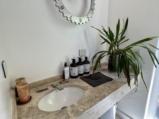 Foto 25 de Moderna  Casa al Lago en Venta en Santa Barbara