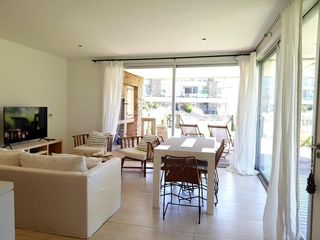 Foto 4 de Las Piedras | Venta | Muy interesante PB en esquina de 3 dormitorios con jardín y parrilla