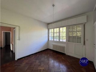 Foto 15 de VENTA- CASA ESQUINA 4 DORMITORIOS- COFICO