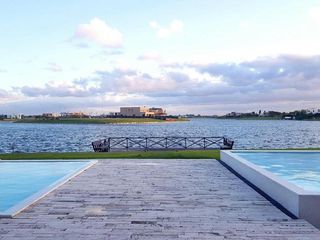 Foto 38 de QBay Golf | Venta| Impresionante 4 dorm. y dependencia con vista al lago central