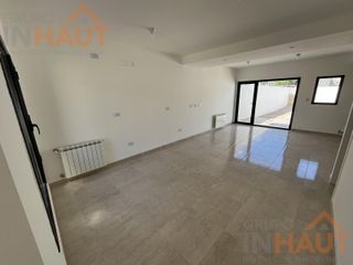 Foto 5 de Duplex de dos dormitorios en barrio perticone
