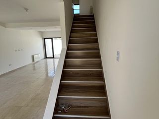 Foto 12 de Duplex de dos dormitorios en barrio perticone