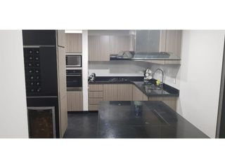 Foto 7 de Colina Campestre Apartamento Super Bien Ubicado con Balcón Amplio