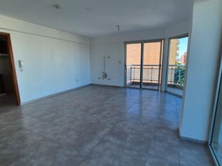 Foto 3 de PRECIOSO DPTO 2 DORMITORIOS EN ALQUILER EN EL CENTRO DE LA CIUDAD, CON VISTA AL RÍO.-