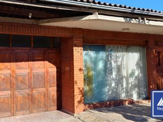 Foto 1 de Terreno con casa, totalmente plano, idel desarrollo