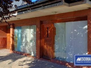 Foto 3 de Terreno con casa, totalmente plano, idel desarrollo