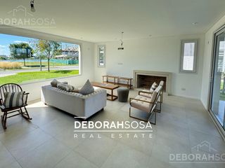 Foto 11 de Casa en Venta 7 ambientes al Agua - Puertos Barrio Muelles