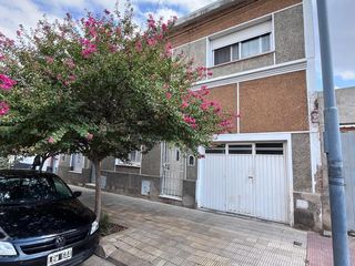 Foto 1 de !!VDO. EXC. CASA 3 DORM. C / COCHERA Y PATIO APTO CREDITO!!