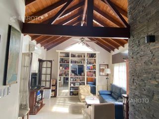 Foto 11 de CASA EN VENTA  CON RENTA  EN MASCHWITZ - MAROTO PROPIEDADES