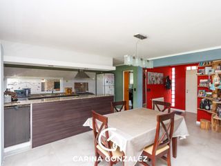 Foto 12 de Venta Casa 2 dormitorios con pileta Neuquén Capital