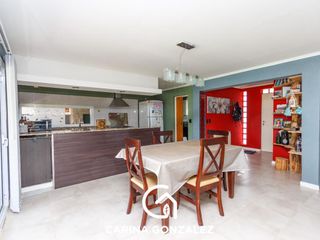 Foto 13 de Venta Casa 2 dormitorios con pileta Neuquén Capital