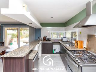 Foto 9 de Venta Casa 2 dormitorios con pileta Neuquén Capital